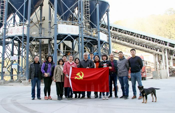 ���Ź��ʹ���-׷�󿵽�,����һ��չ