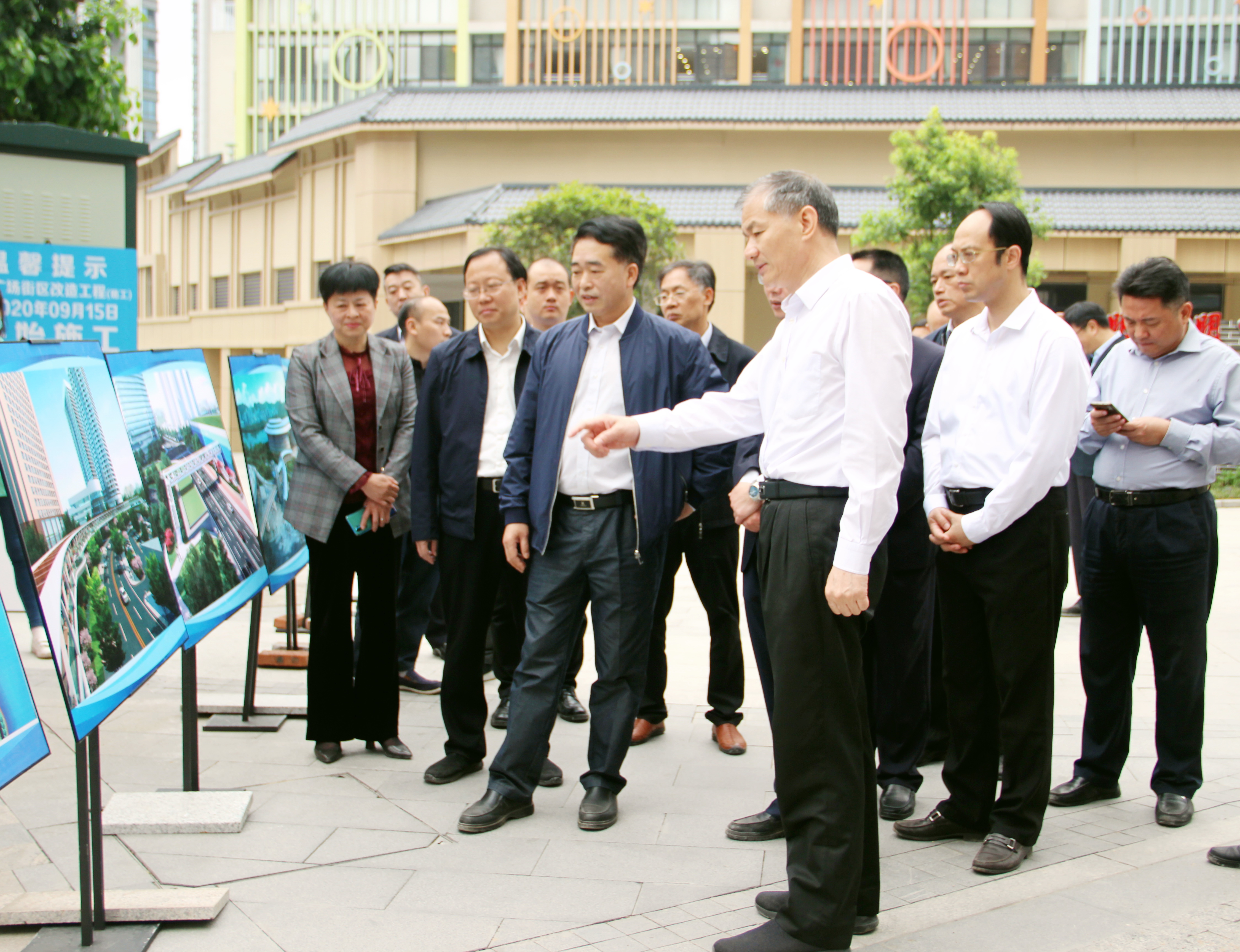 ���Ź��ʹ���-׷�󿵽�,����һ��չ