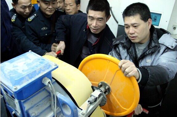 ���Ź��ʹ���-׷�󿵽�,����һ��չ