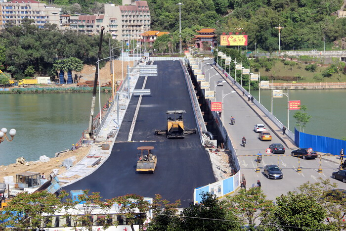 ���Ź��ʹ���-׷�󿵽�,����һ��չ